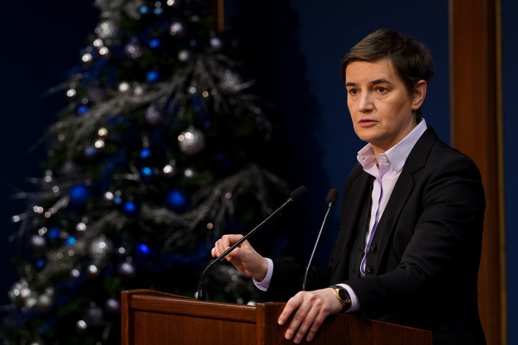 PREMIJERKA BRNABIĆ ČESTITALA DAN REPUBLIKE SRPSKE: "Za mir i stabilnost nastavljamo zajedno da se borimo radom"!