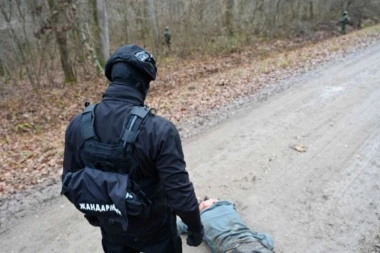 HAPŠENJE U SURDULICI: Rumuni u „opelu“ krijumčarili osam Marokanaca preko granice!