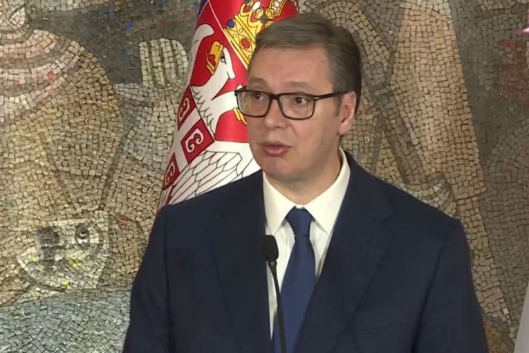 SPREMA SE REVOLUCIJA U OBRAZOVANJU!  Vučić najavio ulaganja i povećanje plata