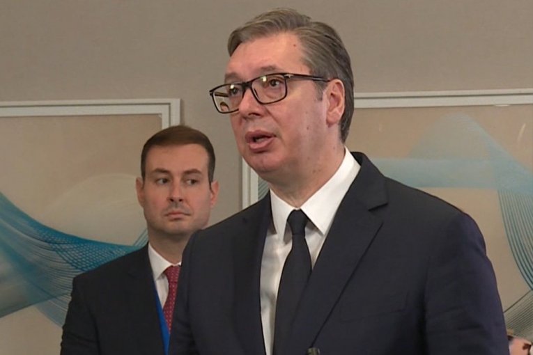 VUČIĆ IZ SKOPLJA: Skupština se formira pre Sretenja, sa O'Brajanom sam pričao o Kurtijevom ukidanju dinara na KiM!