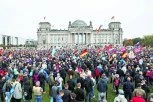 DESNIČARSKA OMLADINA NEMAČKE PRED ZABRANOM? Sud je rekao svoje