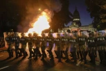 NEZAPAMĆENI HAOS U BUENOS AJRESU: U toku protesti protiv REFORMI - Više desetina povređenih (FOTO)