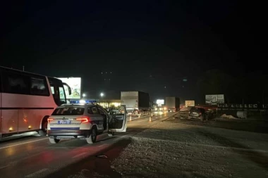 MUŠKARCU TEŠKO POVREĐENA KIČMA, PREOSTALI POVREĐENI NA KUĆNOM LEČENJU! Epilog stravične nesreće kod Preljine!