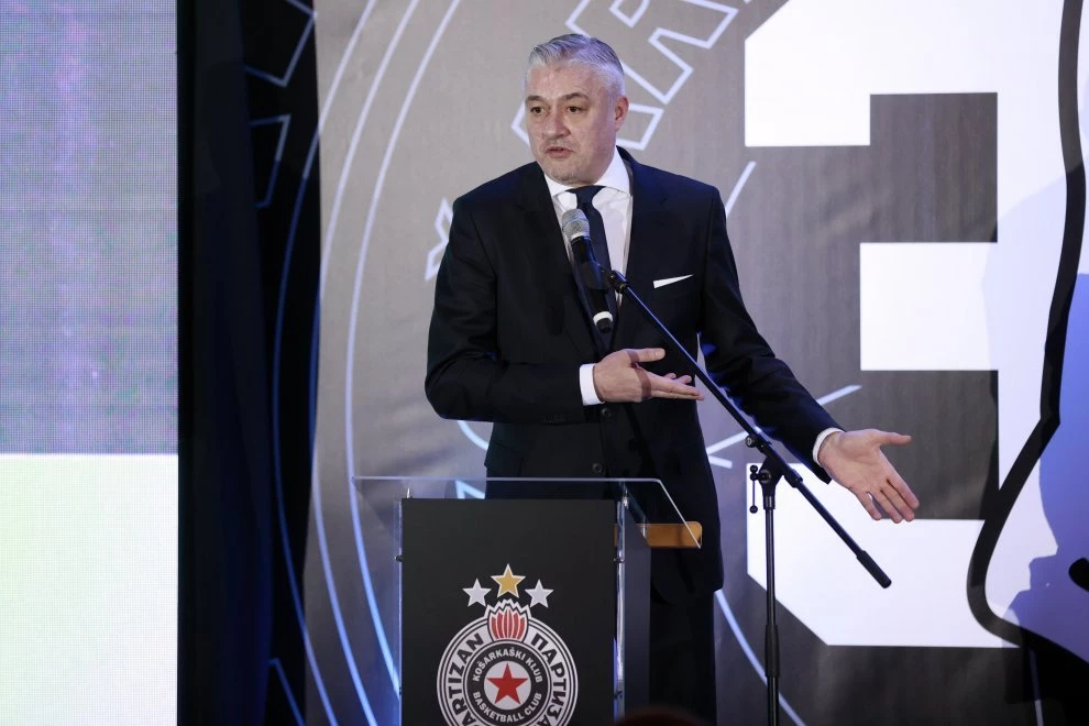 DANILOVIĆ U "TENKU" DOŠAO DA GLEDA PARTIZAN: Legenda crno-belih prvi put u javnosti posle napuštanja KSS (VIDEO)