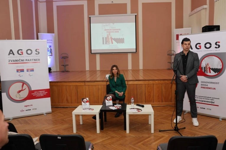 Šesta tribina „Zdrave granice – zdrava igra“ u organizaciji Udruženja AGOS održana u Šapcu! (FOTO)