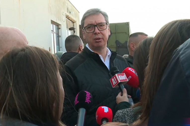 VUČIĆ O UVOĐENJU OBVEZNOG VOJNOG ROKA: Ljudi na tome rade