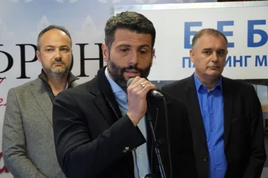 "NEĆU, JER STE MANIPULATORI, FALSIFIKATORI I ZATO ŠTO VODITE ANTISRPSKU POLITIKU"! Šapić u žestokom klinču sa novinarom N1! POKOSIO GA ARGUMENTIMA! (VIDEO)