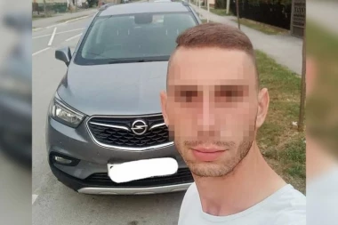 OVO JE STEFAN, KOJI JE VEČERAS TEŠKO POVREĐEN U NESREĆI KOD BELOTIĆA: Od siline udara ispao motor automobila