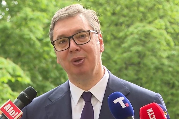 VUČIĆ: Važni sastanci u Parizu, od suštinskog značaja za Srbiju