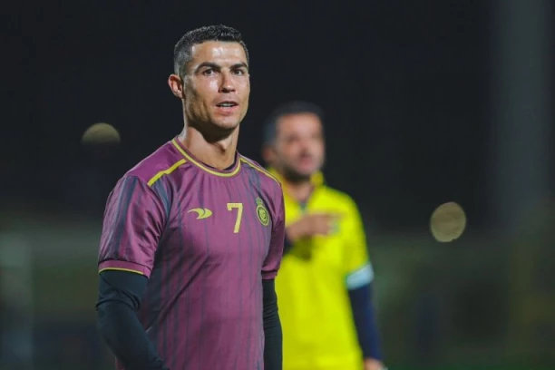 ON JE NAJPLAĆENIJI SPORTISTA NA SVETU! Ronaldo na vrhu Forbsove liste!