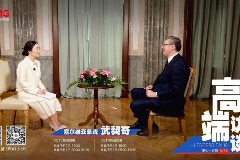 VELIKA ČAST ZA PREDSEDNIKA SRBIJE! VUČIĆ APSOLUTNI HIT U KINI! Njegov intervju za kinesku globalnu televizijsku mrežu videlo 300 miliona ljudi! (FOTO)
