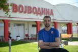 LAZAR CAREVIĆ INTERVJU (1/2): IZ GRBLJA DIREKTNO U BARSELONU - GODINA U VOJVODINI LEPŠA NEGO PET U ŠPANIJI! O Mesiju u svlačionici, licemerju crnogorskog saveza...