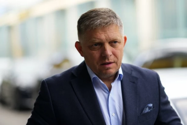 ROBERT FICO U KOMI! Premijer Slovačke izgubio mnogo krvi!