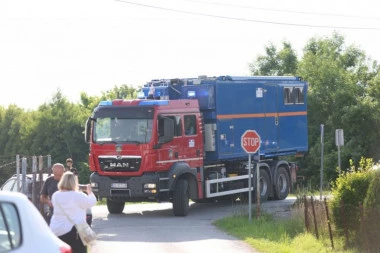 "IZGLEDALO JE UŽASNO, KRV I POLOMLJENI LJUDI" Svedoci opisali jezive trenutke nakon pada aviona u Hrvatskoj (VIDEO)