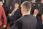 SKANDAL NA PROSLAVI DANA HRVATSKE VOJSKE: Milanović i Plenković kao dva jarca na brvnu, neprijatan susret predsednika i premijera (VIDEO)