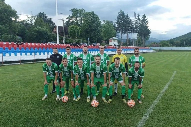 DRUGA UZASTOPNA PROMENA RANGA: Na impresivan način OFK Kopaonik je stigao do novog šampionskog pehara!