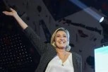 MARIN LE PEN IMA RAZLOGA ZA RADOST: Objavljene ankete uoči prevremenih parlamentarnih izbora u Francuskoj! DOMINACIJA KRAJNJE DESNICE!