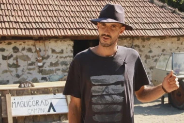 PODNO TVRĐAVE ŽIVE KAO ŠTO SE NEKADA ŽIVELO! Mladi arheolog u Srbiji napravio jedinstveni kamp, kroz Magličgrad prošlo OKO 200 volontera! (FOTO)