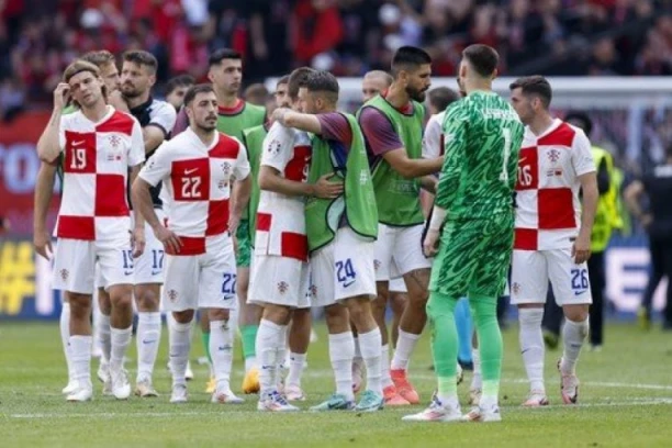 SKANDALOZNA TVRDNJA UEFA: HRVATI SU NAJVEĆE ŽRTVE! Za "Ubij, Srbina" još ništa, ali su zato pretnje "kockastima" uredno osuđene
