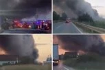 PLAMEN SVE VEĆI, VIDI SE I SA AUTO-PUTA! Snimci jezivog požara u Dobanovcima! OPSADNO STANJE NA TERENU, VATROGASCI SAMO PRISTIŽU! (FOTO/VIDEO)
