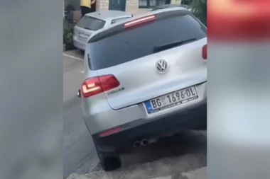 HIT SNIMAK IZ ULCINJA! Saša iz Beograda "poslušao" navigaciju, pa završio OVDE - LJUDI U NEVERICI GLEDALI PRIZOR! (VIDEO)