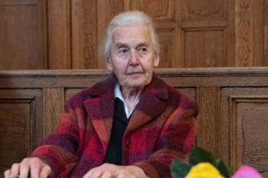 OSUĐENA "NACI BAKA" IZ NEMAČKE! Ono što je Ursula Haverbek (95) rekla za Aušvic i Holokaust RAZBESNELO je Jevreje! (VIDEO)