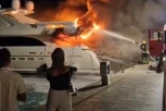 IZGORELA LUKSUZNA JAHTA NA JADRANU: Pogledajte dramatične scene, vatrogasci se borili čitavu noć! (VIDEO)