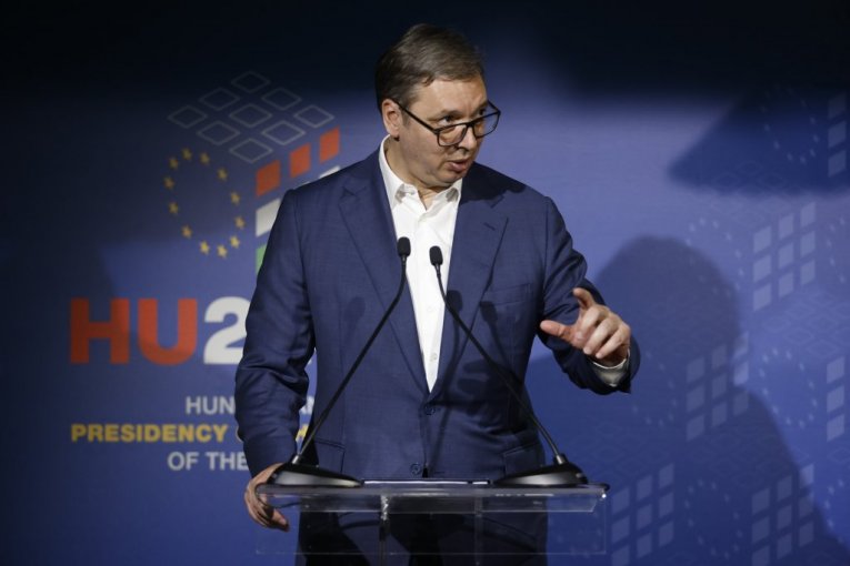 VUČIĆ RAZOTKRIO NAJVEĆE LICEMERJE OPOZICIJE: Za jednu grupu prijateljstva se niko od njih NIJE PRIJAVIO!