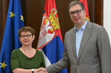 "VELIKO ZADOVOLJSTVO ZBOG TOGA ŠTO JE EBRD VODEĆI INSTITUCIONALNI INVESTITOR!" Vučić sa Odil Reno-Baso: Važna tema i reformska agenda! (FOTO)