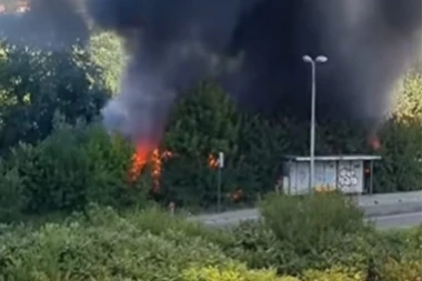 OGROMAN POŽAR BUKTI U NOVOM SADU! Dim prekrio grad! (FOTO/VIDEO)