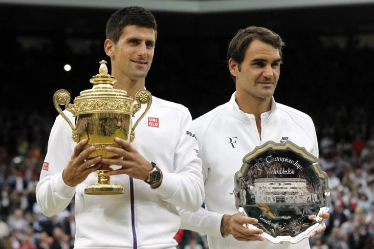 ĐOKOVIĆ PONOVO NADMAŠIO FEDERERA! Novak je oborio još jedan Rodžerov rekord! (FOTO)