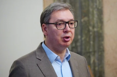 DVE VAŽNE TEME U 18 ČASOVA! Predsednik Vučić se obraća javnosti