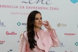 "NAŠA TAMARA LEPŠA I OD KLEOPATRE": Prva dama Srbije ostavlja bez daha, nova fotografija priča dva jezika (FOTO)