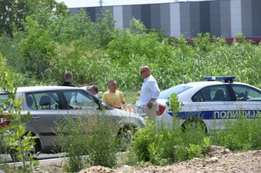 ŠEF PLAKAO JER NIJE MOGAO DA SPASI RADNIKE: Nesrećnik nastradao drugi dan na poslu