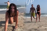 GOLIŠAVA I BEZ ŠMINKE! Dalila Dragojević pokazala telo na plaži, a onda joj je dečko prišao s leđa i uradio OVO! (VIDEO)