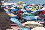 "OVDE DŽABA NE BIH DOŠLA", "PRE BIH SEDEO KUĆI" Ovo je jedna od najomraženijih plaža u Crnoj Gori?! (VIDEO)