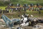 NOVI JEZIVI SNIMCI I DETALJI TRAGEDIJE U NEPALU: U avionu bilo i jedno dete, pilot zadobio povrede očiju! (FOTO+VIDEO)