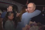 DECA NISU ZNALA SVOJ IDENTITET: Otkrili svoju nacionalnost tek kada su poleteli u Moskvu, evo kako ih je dočekao Putin (VIDEO)