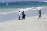 CRNI BILANS EKSPLOZIJE NA PLAŽI LIDO: Ubijene 32 osobe, dok su 63 ranjene (UZNEMIRUJUĆI VIDEO!)