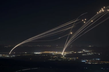 POČINJE NOVI RAT?! Hezbolah tokom noći žestoko udario na Izrael! Lansiran veliki broj raketa! (FOTO)