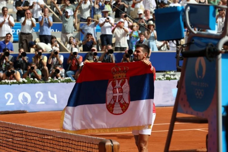 AUU, KAKAV SKANDAL ZA VREME NOLETOVE DOMINACIJE! Ovo je velika sramota televizije (FOTO)