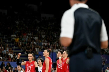 NIŠTA OD BORBE ZA MEDALJU! Italijanke servirale poraz kao rođendanski poklon Maji Ognjenović!