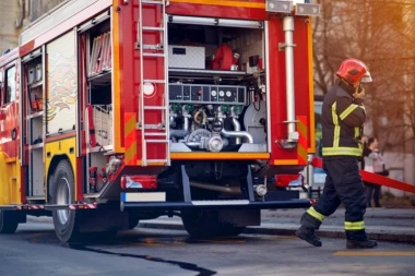 DECA EVAKUISANA, OSEĆAO SE DIM, ALI NIJE BILO POŽARA! Najnovije informacije o drami u vrtiću u Batajnici!