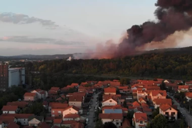 OVAKO NEŠTO SE NE PAMTI U KRAGUJEVCU: Nakon višesatne borbe, vatrogasci stavili požar pod kontrolu