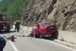 IMA NASTRADALIH I POVREĐENIH! Teška saobraćajna nezgoda u Ušću, sudarili se autobus i automobil (FOTO)