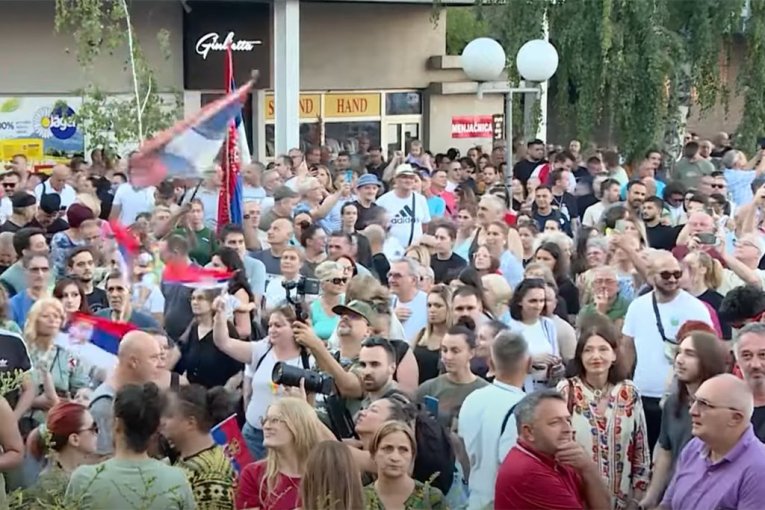 U CENTRU BEOGRADA PROTEST PROTIV LITIJUMA! Obustavljen saobraćaj na Terazijama i okolnim ulicama!