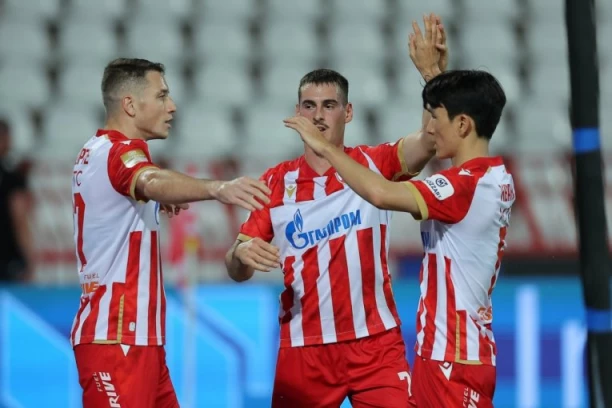 (SASTAVI) CRVENA ZVEZDA - ČUKARIČKI: Crveno - beli BRUSE formu pred Norvešku!