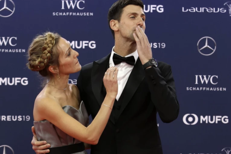 JELENA OKONČALA RASPRAVU, NOVAK JE NAJBOLJI I TAČKA: Supruga dokazala da je Đoković bez premca