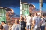 HOROR NA FESTIVALU! POVREĐENO NAJMANJE 30 OSOBA:  Uznemirujući snimci panoramskog točka u plamenu (FOTO/VIDEO)