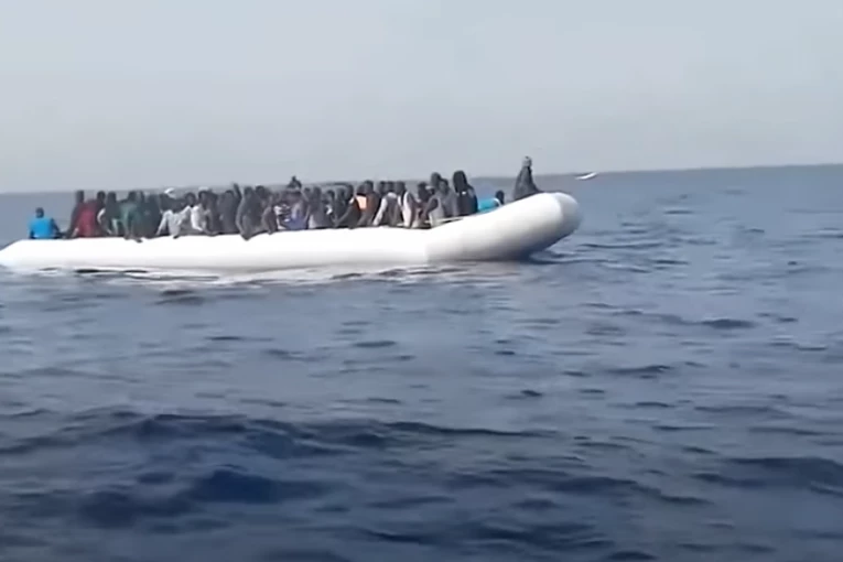 MALIŠANI POGINULI U MORU: Bili u društvu starijih kada se čamac prevrnuo! Nije im bilo spasa